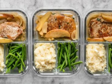 This Apple Spice Pork Chop meal prep is packed with tender and juicy pork chops, creamy mashed potatoes, and bright green beans. BudgetBytes.com